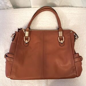 Women’s Leather handbag by Kattee, Like New, Roomy and Quality Made Tan, Carmel